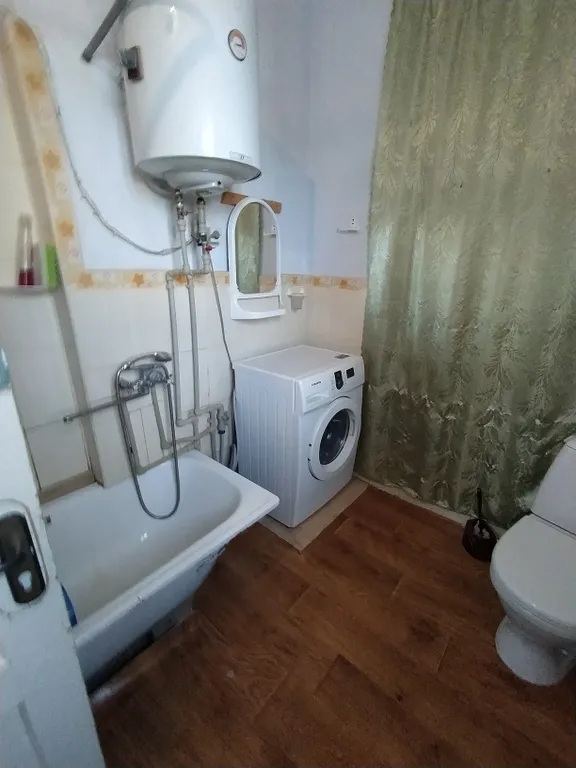 Двухкомнатная квартира с высокими потолками