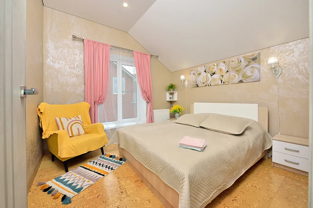 Уютный дом на берегу озера Банное