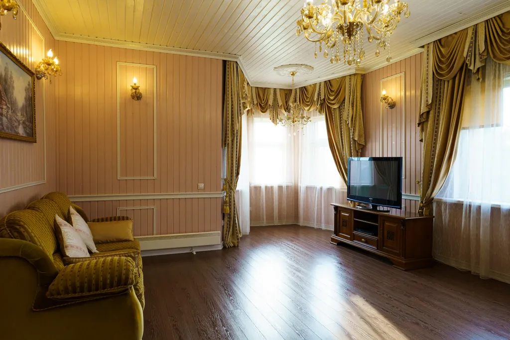 Коттедж Шикарный дом для мероприятий с камином, бильярдом, сауной на дровах — Заворово