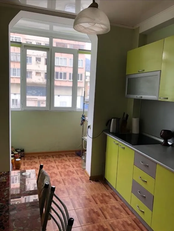 2-комнатная квартира в 250 метрах от моря