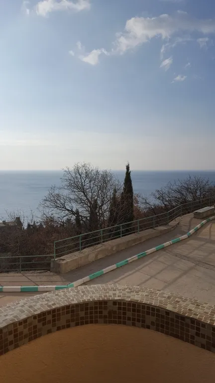 Студия с потрясающим видом на море