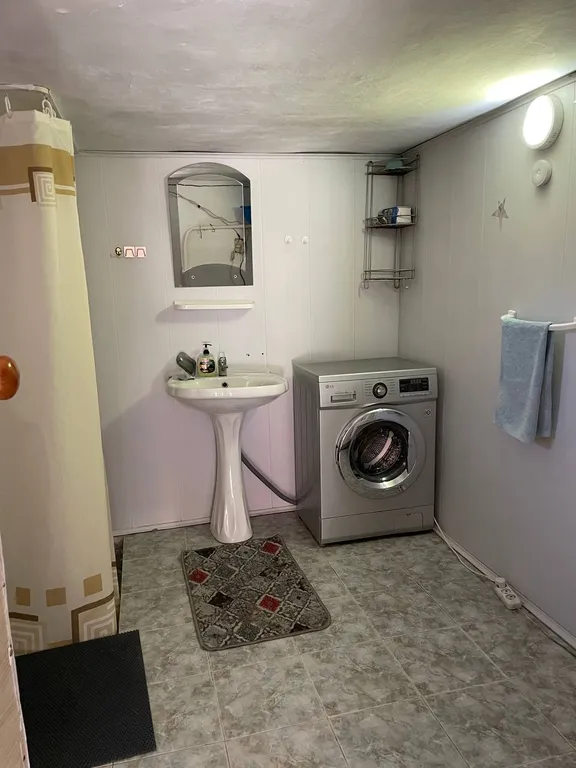 Уютный домик для отдыха компанией на берегу черного моря