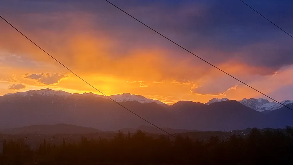 Квартира Комфортная комната с лоджией, вид на горы — Адлер