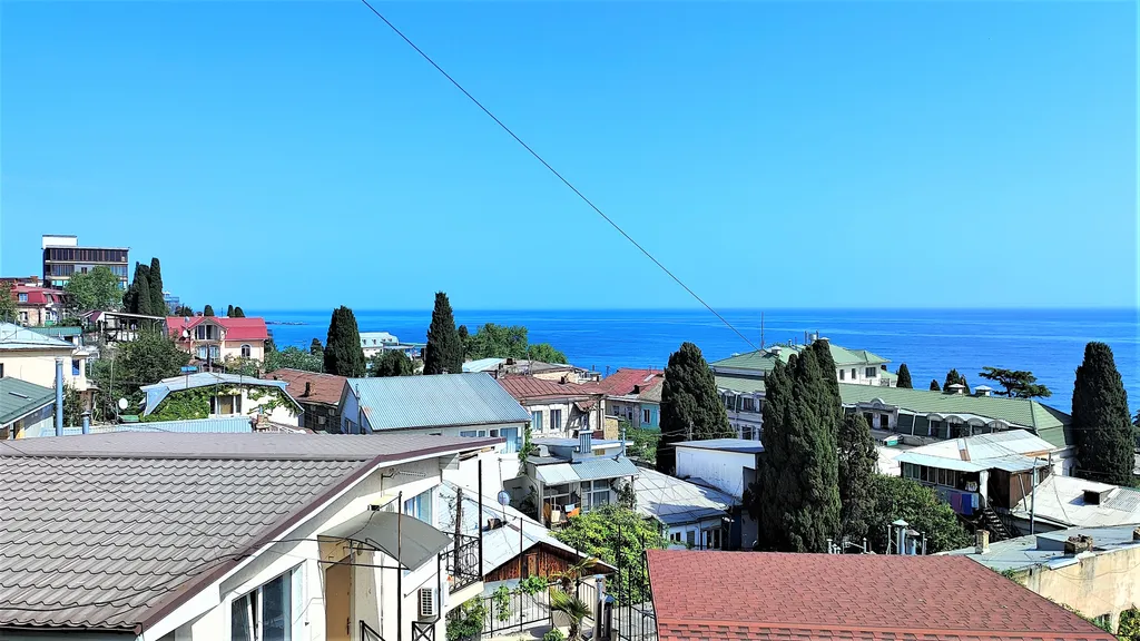 Домик с видом на море