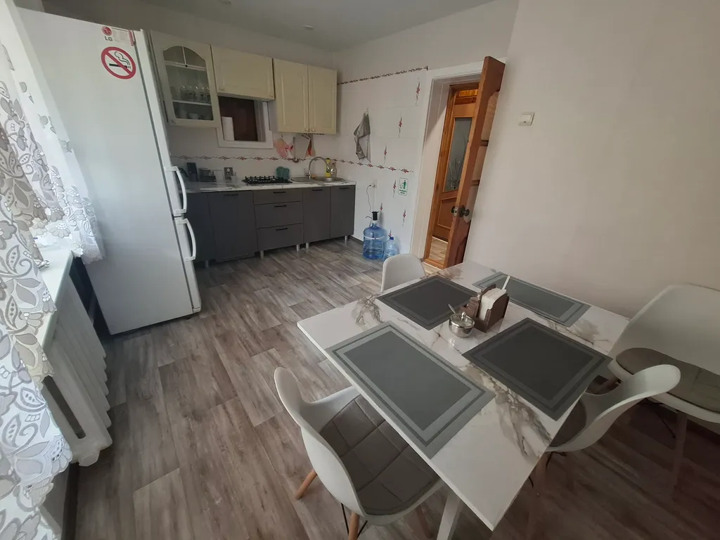 Тихий уютный дом вдали недалеко от центра, рядом с Московским вокзалом