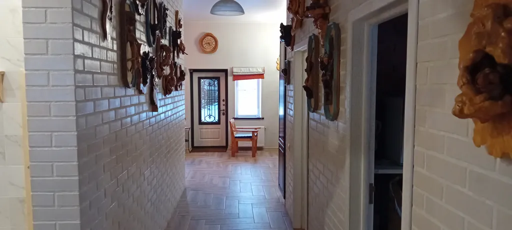 Дом с баней и бассейном