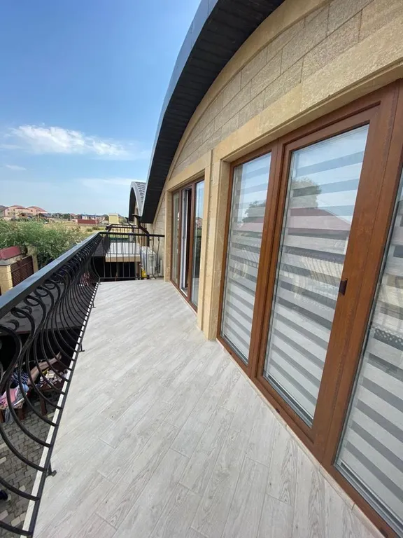 Домики на берегу моря