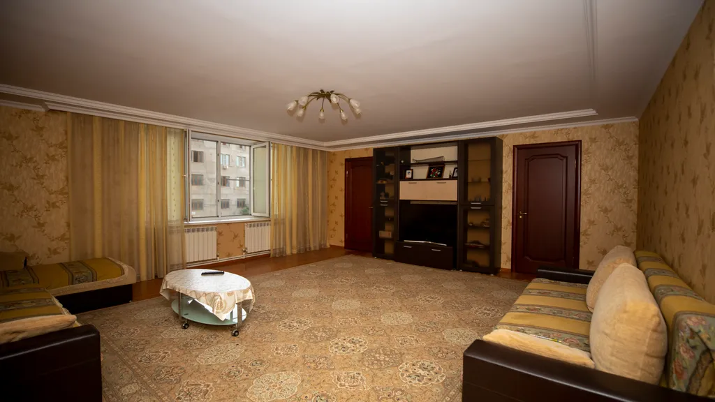 5-комнатная Квартира