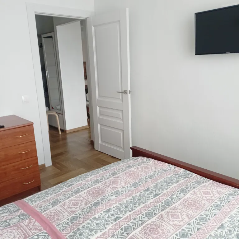 Евро 2-комнатная квартира, новостройка Метропарк в центре