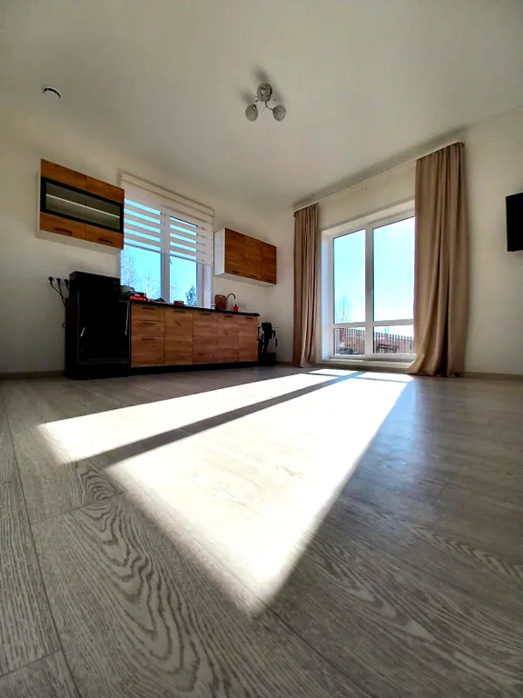 Дом с террасой и видом на закат