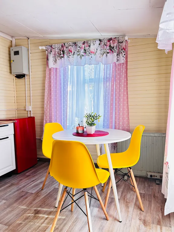 Домик у леса