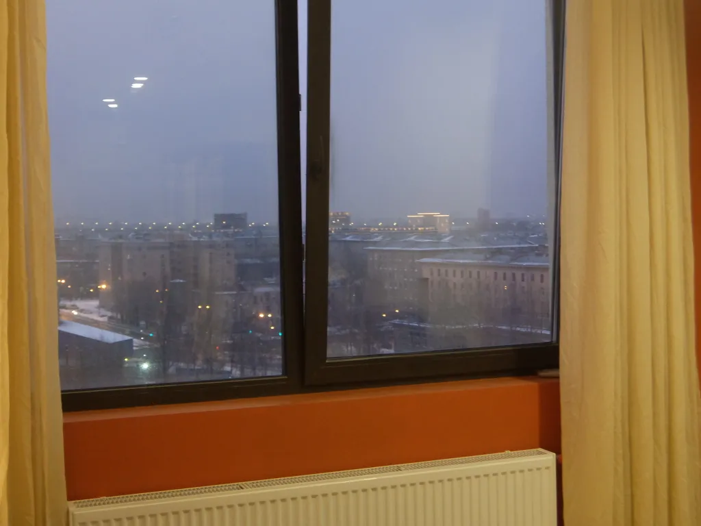 Уютная студия у метро автово с прекрасным видом на Петербург