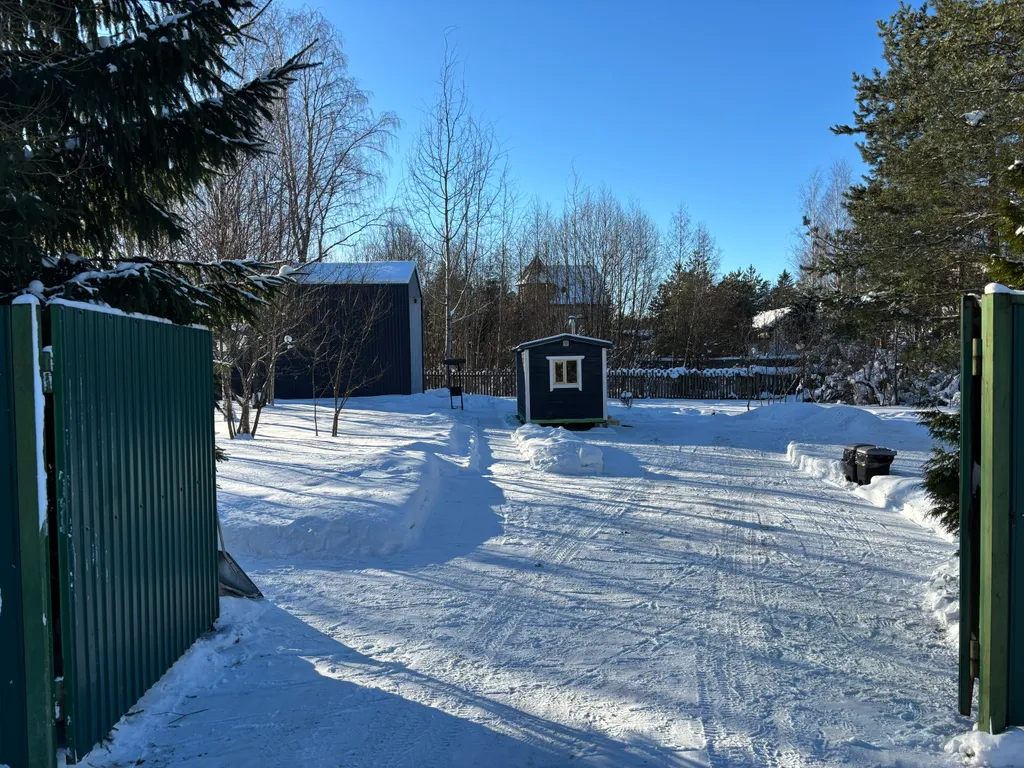 Дом с 3 спальнями и Баней у Медного озера