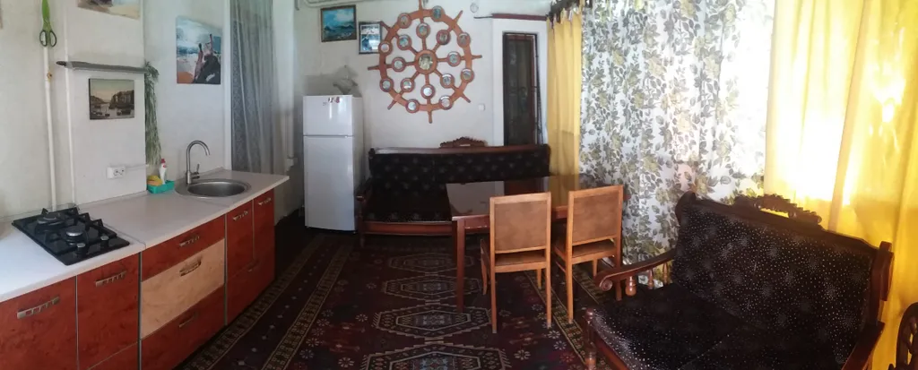 Коттедж "Комфорт"с деревянной террасой — аренда посуточно в Евпатория