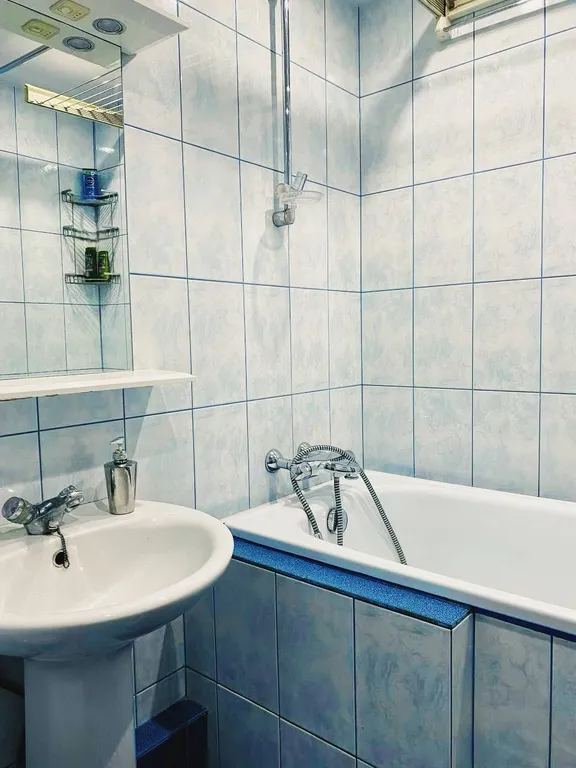 Дизайнерская 3-комнатная квартира у Самолета