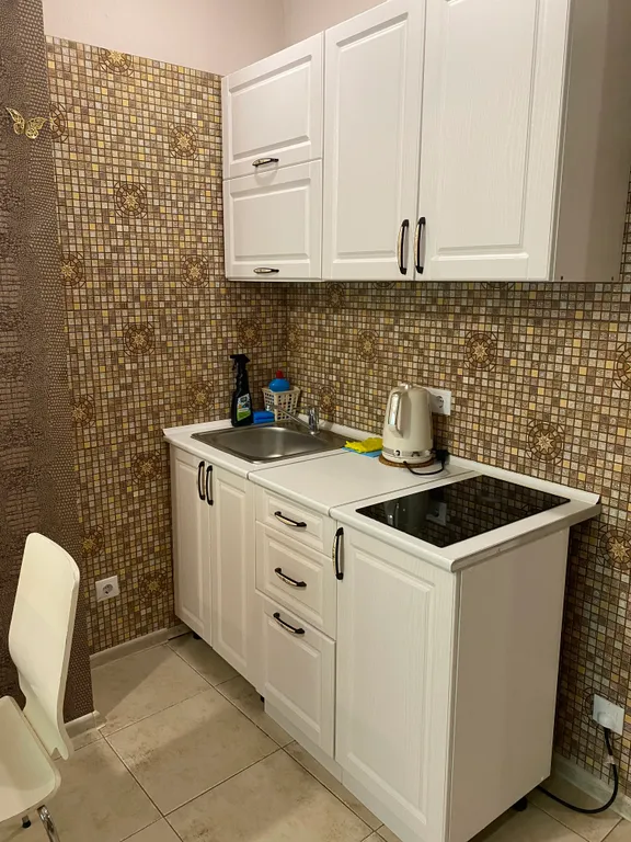 Уютная студия на Светлане