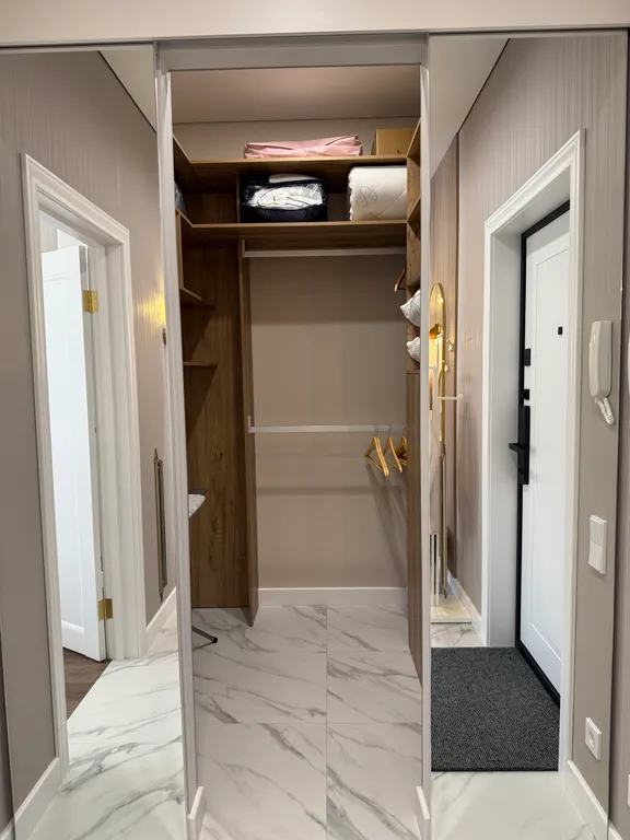 Апартаменты В Изумрудном Городе с дизайнерским ремонтом