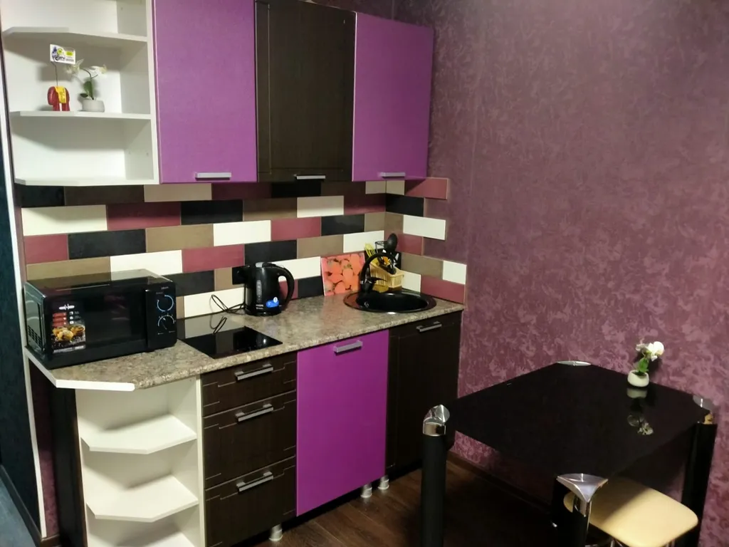 Студия на берегу реки