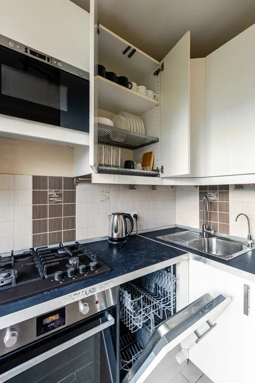 Квартира MaxRealty24 Квартира в 3-х минутах пешком от метро Народное Ополчение — Москва