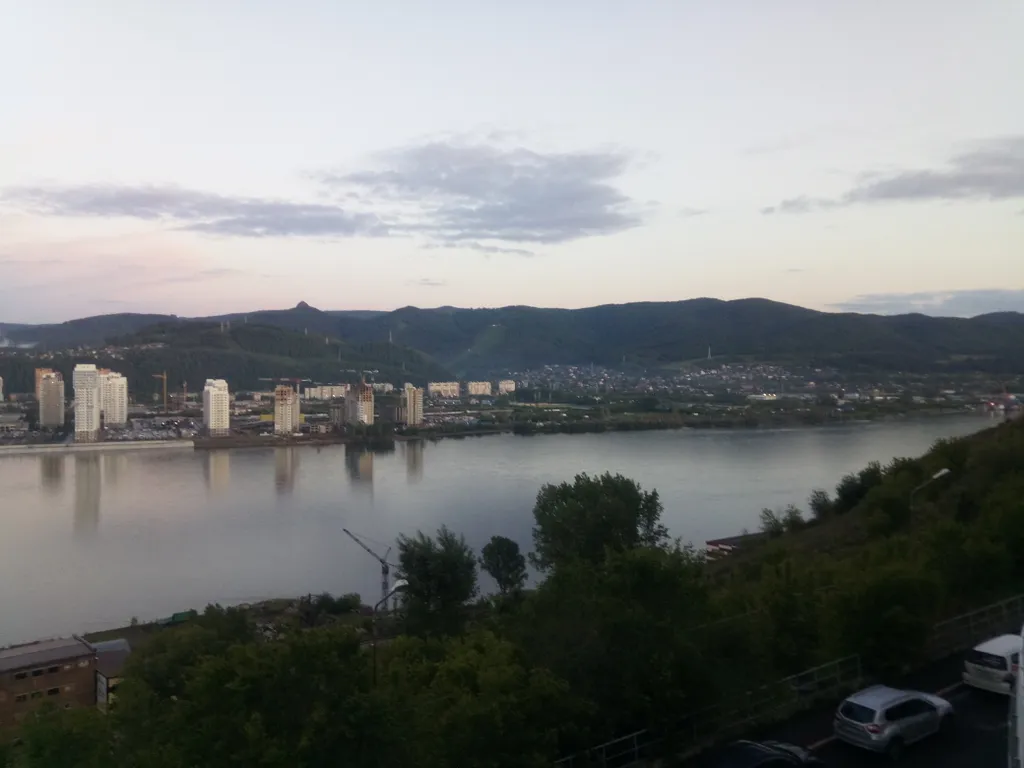 Апартаменты с шикарным панорамным видом на Енисей