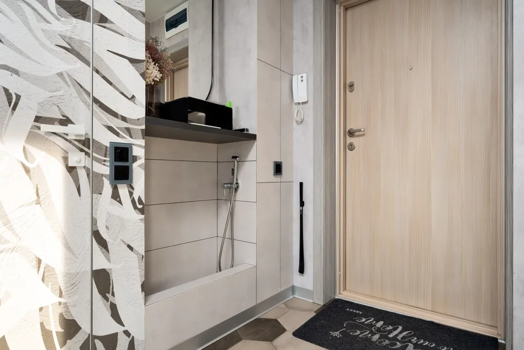 Двухкомнатная студия с панорамным видом на Октябрьский мост!!!