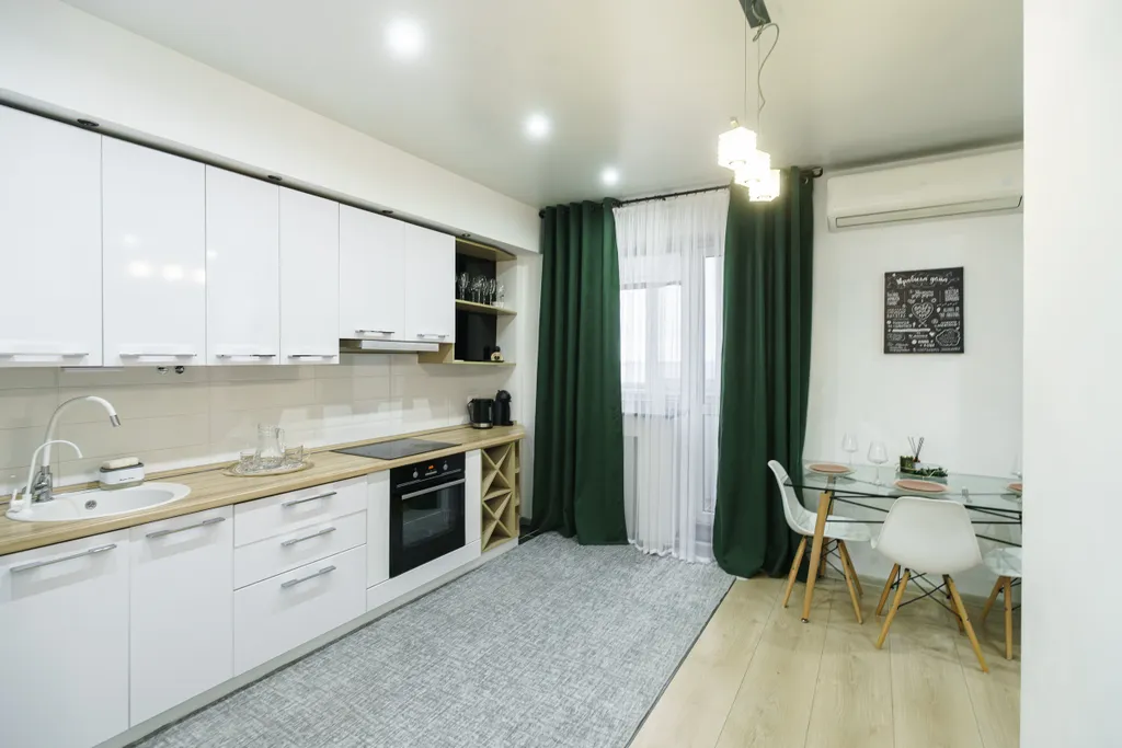 Просторные апартаменты с шикарным видом на реку Волга и город