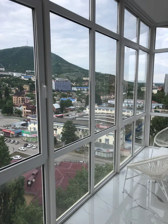 Дизайнерская квартира в центре города — аренда посуточно в Пятигорск