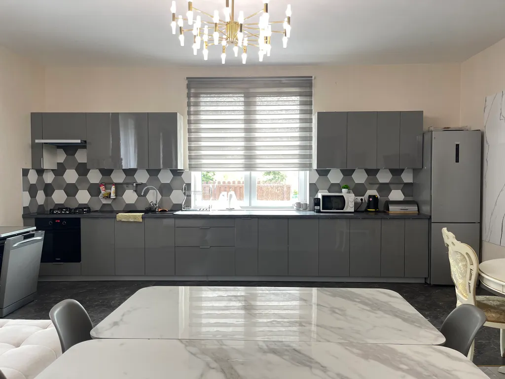 Золотая гавань