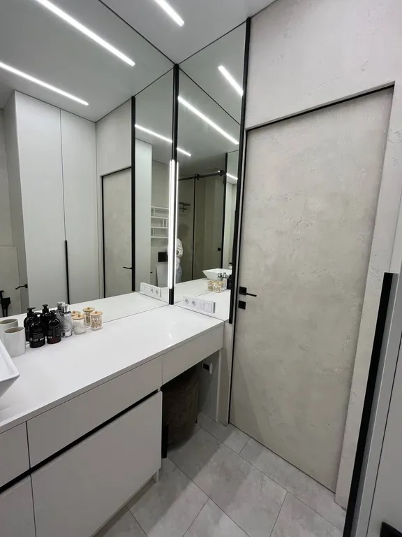 С видом на Китай и дизайнерским ремонтом