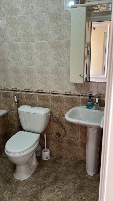 Дача на берегу моря с бассейном