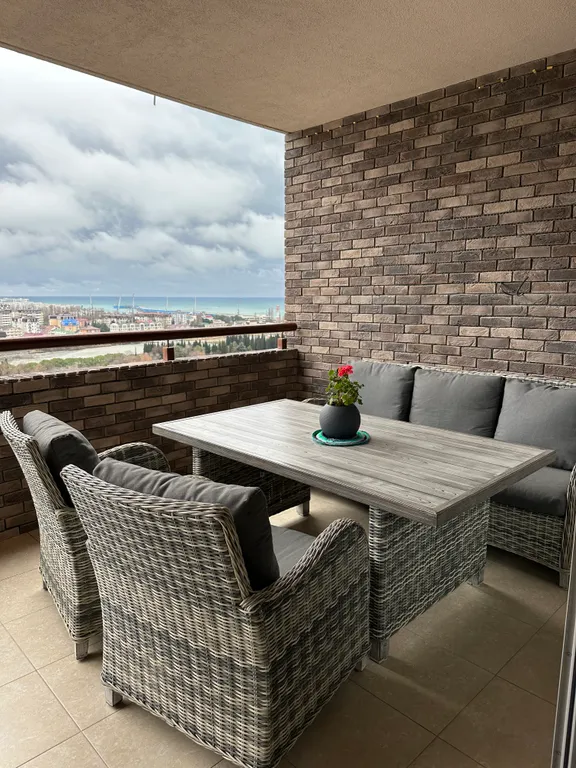 Квартира Апартаменты с большой террасой и видом на море — аренда посуточно в Сочи