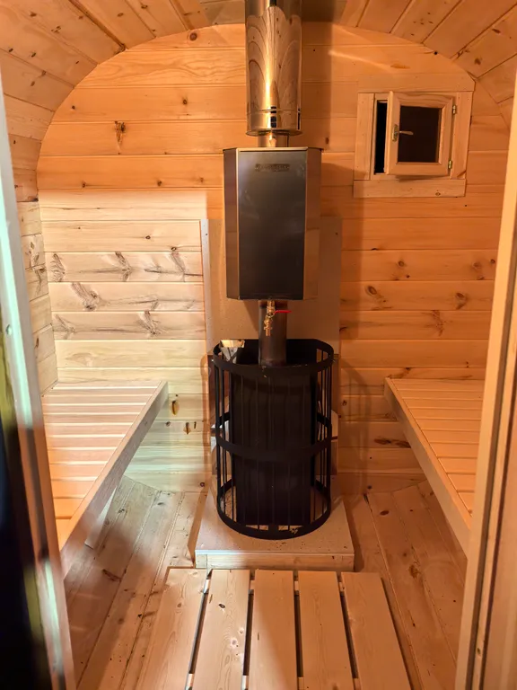 Большой дом с баней и чаном