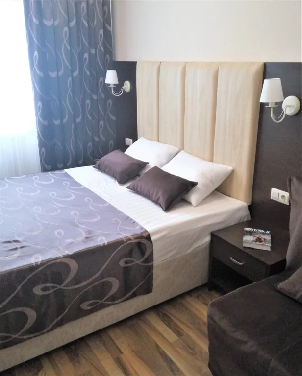 4-комнатная Квартира