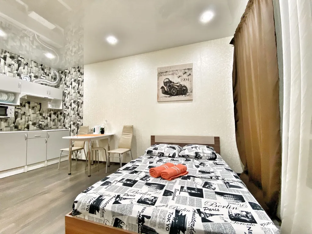 Уютная студия рядом с ТРЦ Аура, ЖД вокзалом, Аэопортом