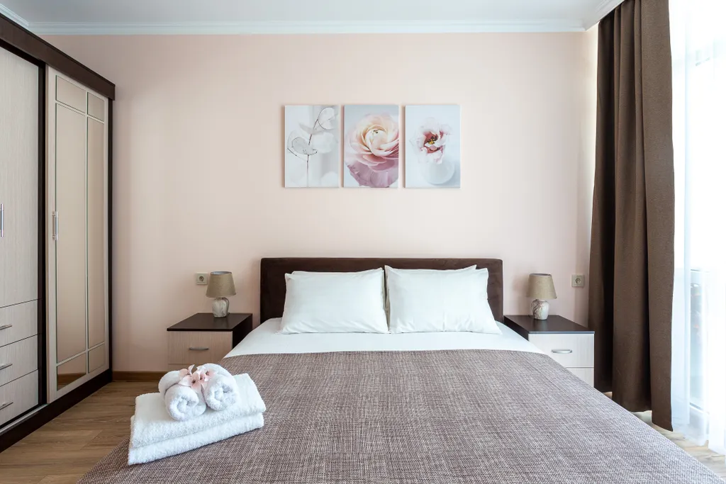 Двухкомнатная квартира с балконом Москва Lamare мкрн. Светлана