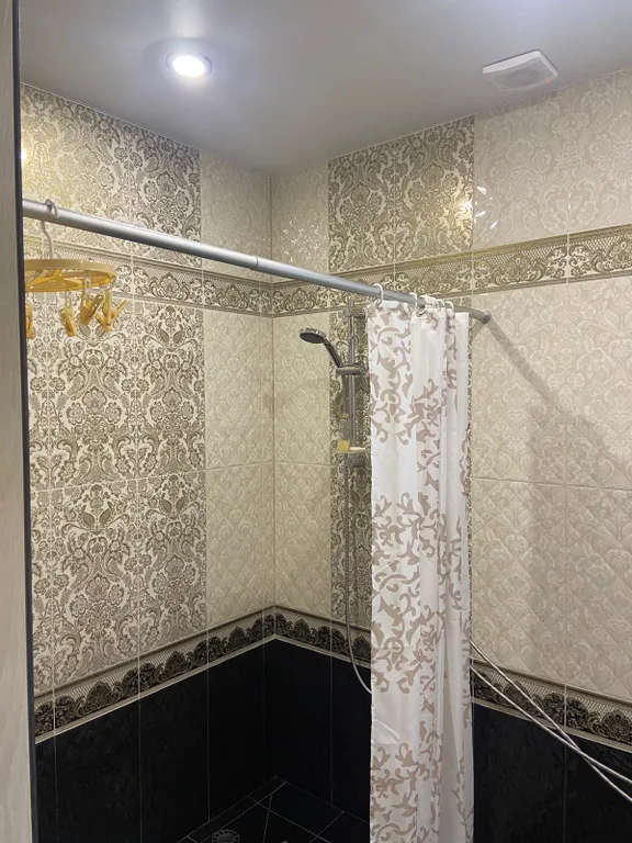 Коттедж 2-комнатный Дом — Деревянное