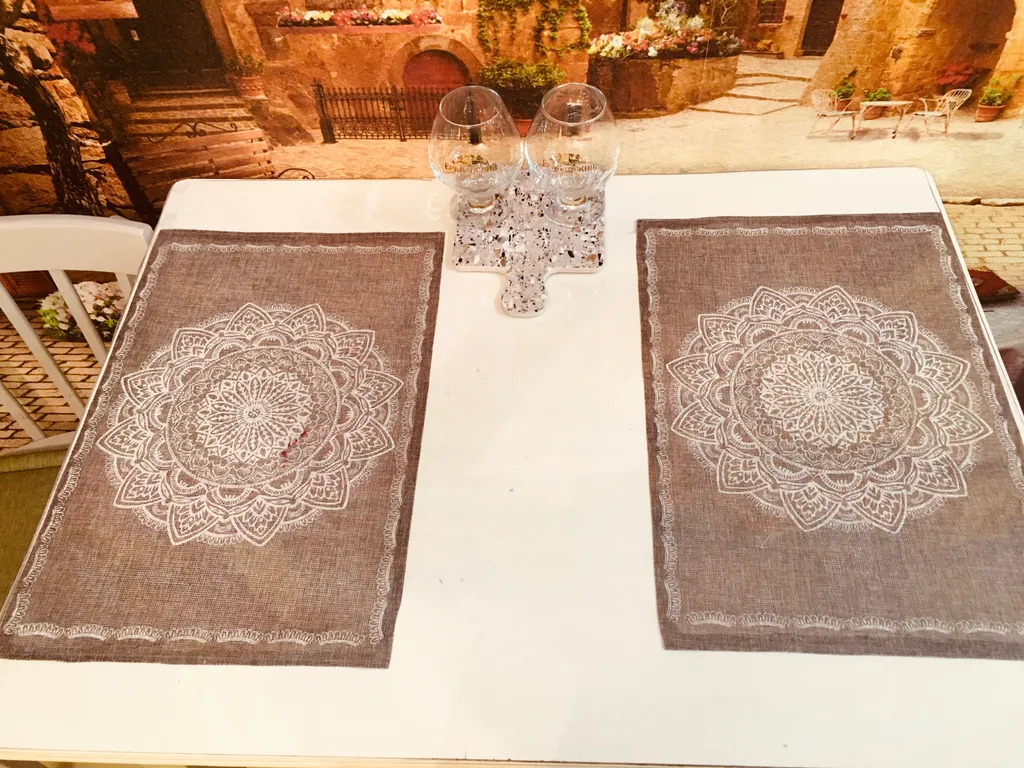 Старый дворик, где уютно и тепло