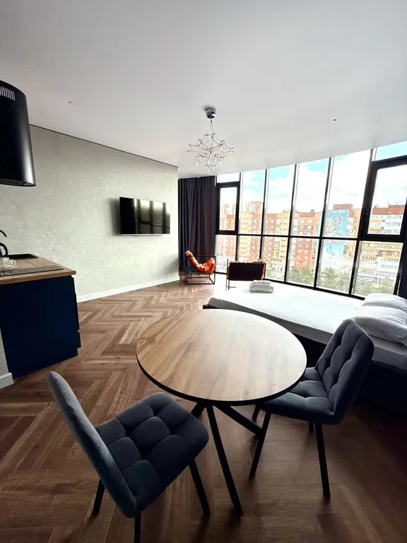 Студия LUX с панорамным видом