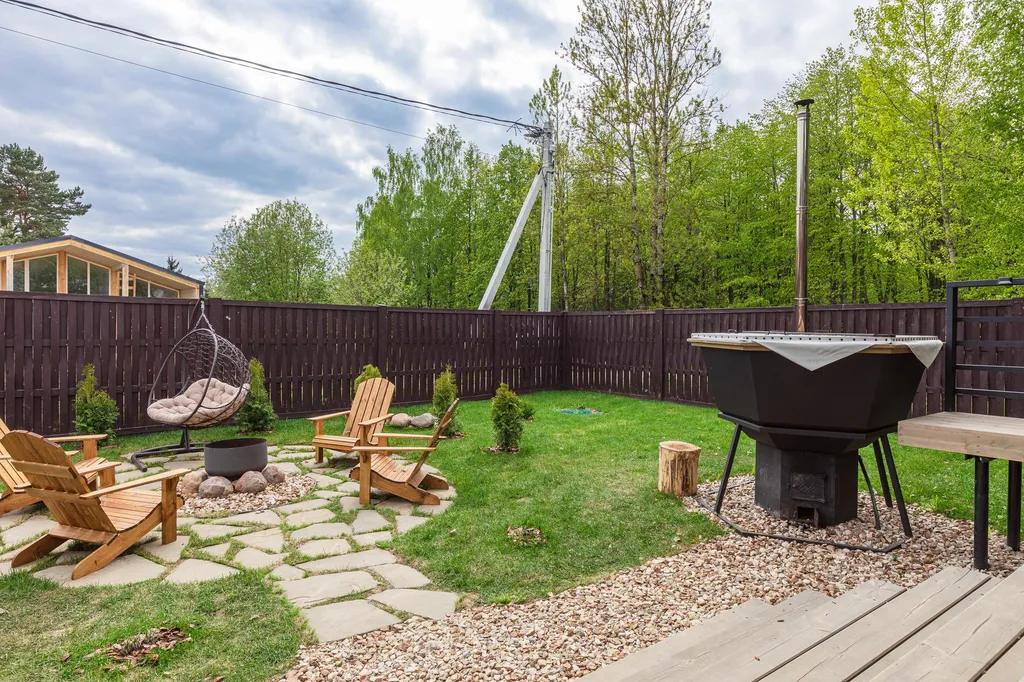 Коттедж Дом "Свет" с 3 отдельными спальнями и чаном — Семеновское