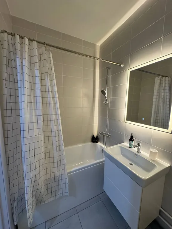 Квартира 1-комнатная Квартира — Бугры