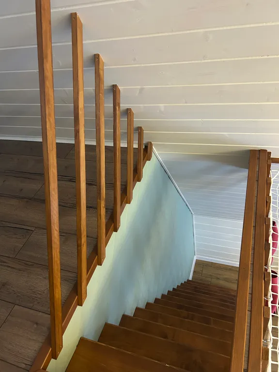 Современный треугольный эко дом