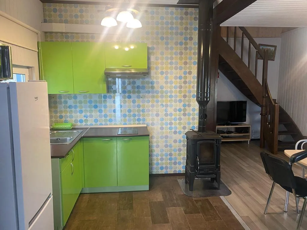 Коттедж 3-комнатный Дом — Луга