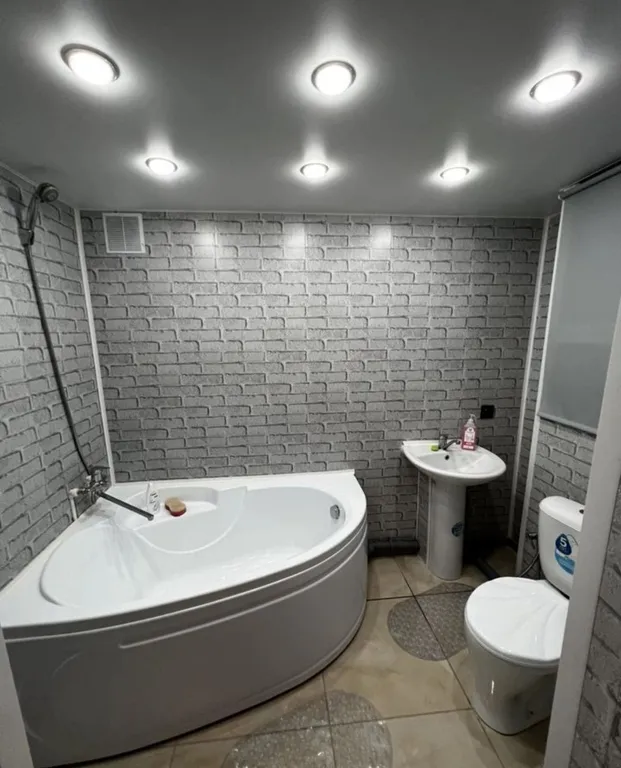 Дом в окружении леса со всеми удобствами