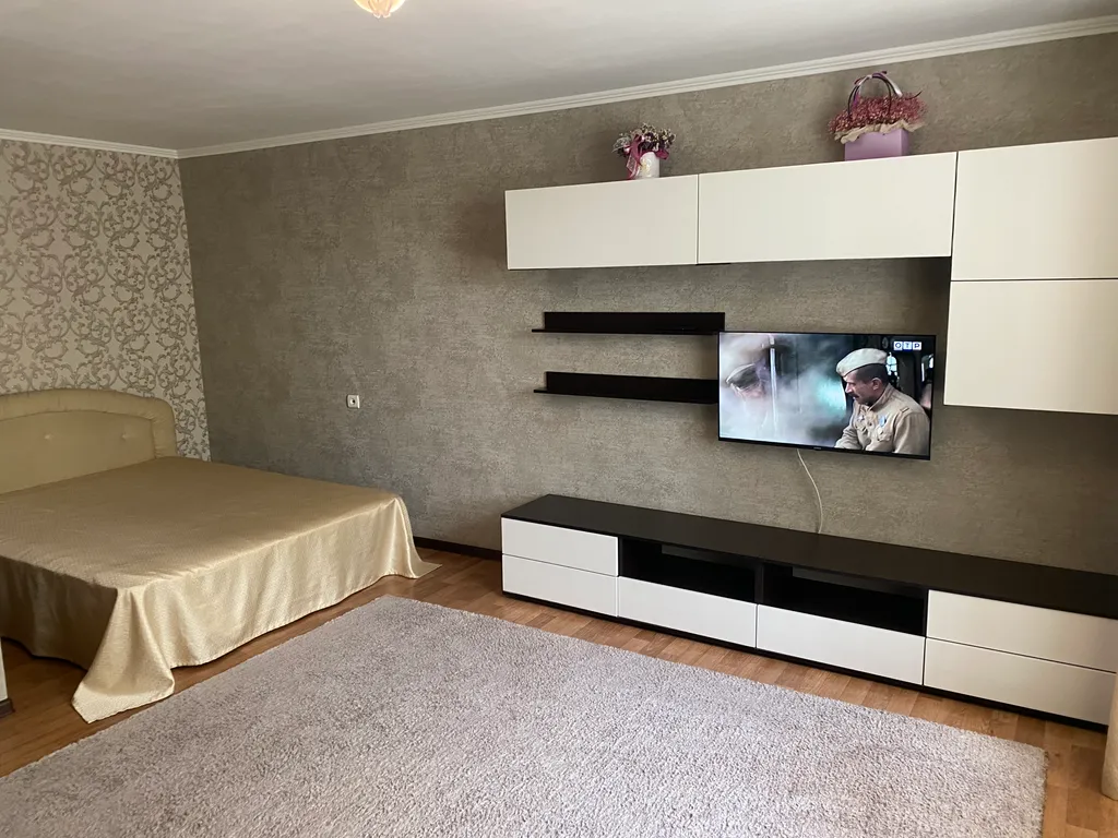 Уютная квартира с видом на лечебное озеро.