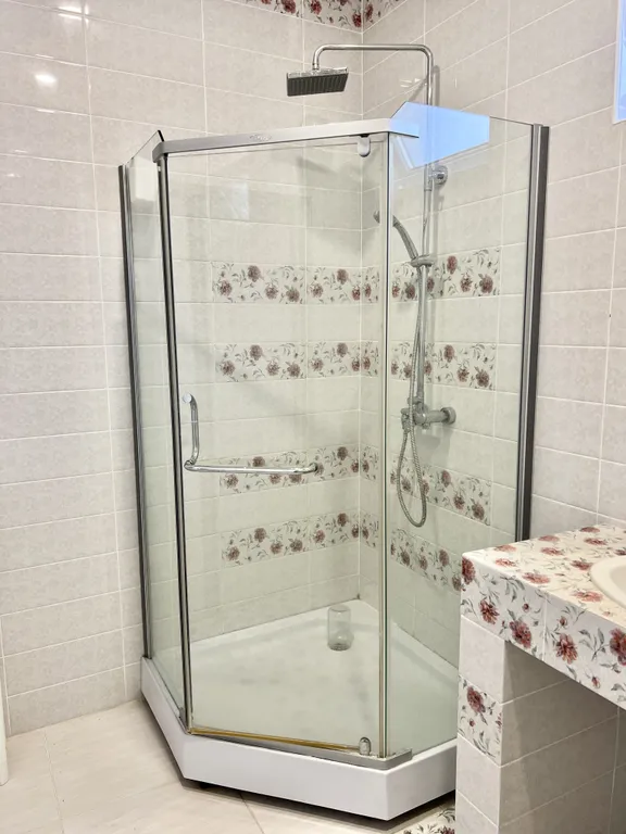 Загородный дом 5 спален с бассейном и большой территорией