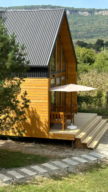 Барнхаус с чаном и бассейном