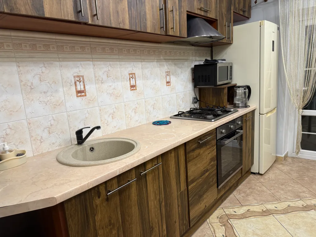 Уютный коттедж в черте города