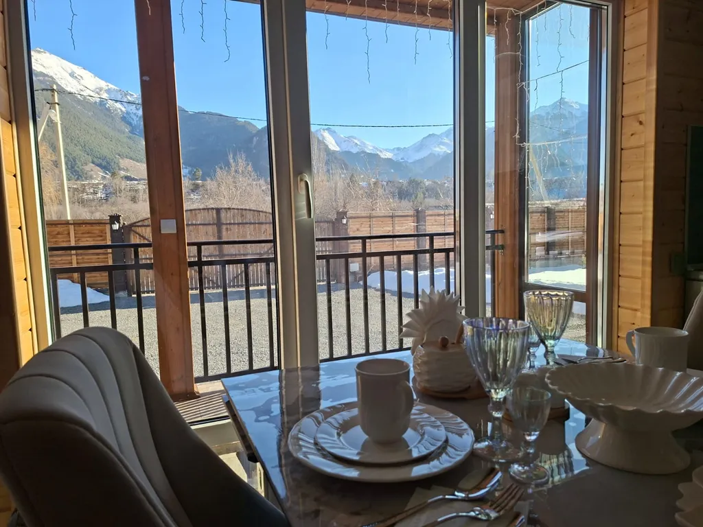 Новый гостевой дом для отдыха в горах