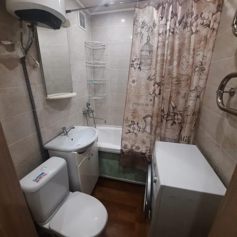 Уютная квартира в центре города возле Театра Горького