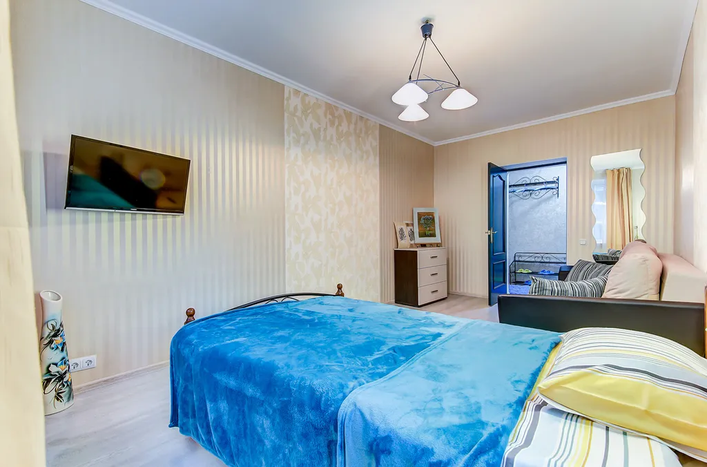 Большая 3-комнатная квартира с видом на Неву и корабли Центр города